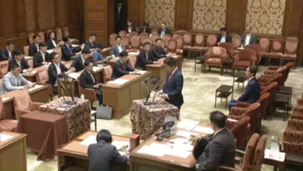 「議員定数削減法案」 野党欠席の中、委員長職権で審議入り