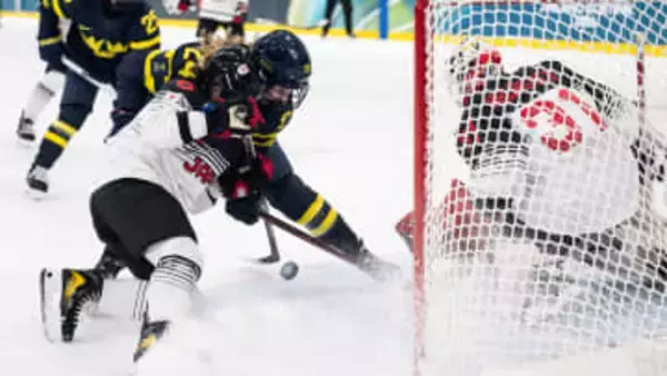 【アイスホッケー】予選敗退の女子日本代表「メダルはこの大会では遠かった」小池詩織主将は悔しさで言葉つまらせる