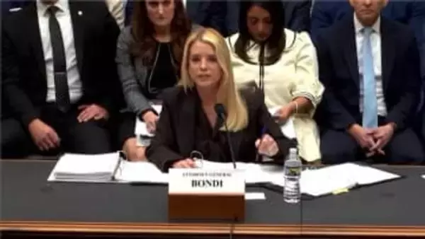 エプスタイン氏めぐり　米・ボンディ司法長官を召喚へ