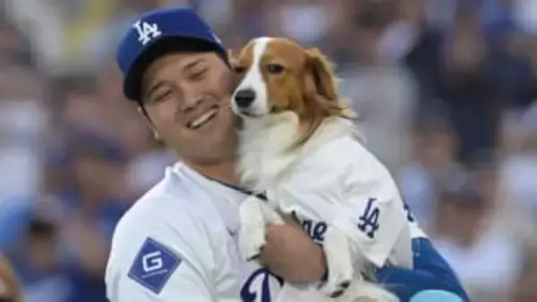 大谷兄妹に絵本を読み聞かせ　デコピンと長女がぴったりくっつきパパが大きく包み込む