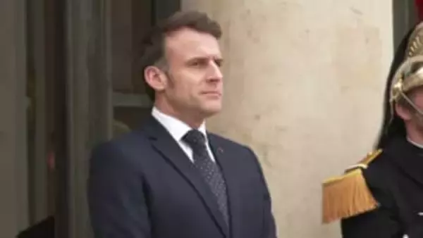 仏マクロン大統領、保有核弾頭増やす方針表明　抑止力強化のため