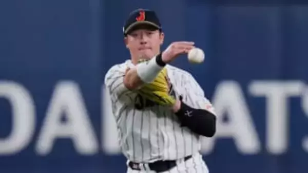 【侍ジャパン】前日守備でミスの牧秀悟が即好プレー　鋭い打球をダイビングキャッチ　“投手を助ける守備”を実現