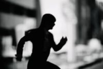 Ado「私自身が出演」　自身初の“実写MV”公開　半生を描いた新曲『ビバリウム』