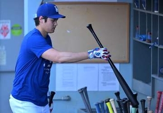 大谷翔平が離脱後、初スイングで好感触　ロバーツ監督「レギュラーシーズンの何試合かで復帰してくれると思っている」と言及も