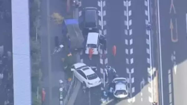 逮捕の男「神奈川県の山の方に行きたかった」　足立ひき逃げ事件