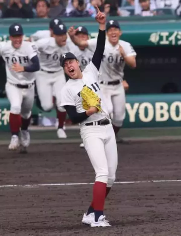 「100点です！」センバツV大阪桐蔭　 2年生左腕・川本晴大が150球15Kの熱投で頂点導く