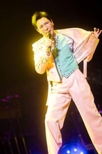 郷ひろみ 71歳　全国ツアー45公演を完走　「僕の胸はあなたへの感謝で満たされます」