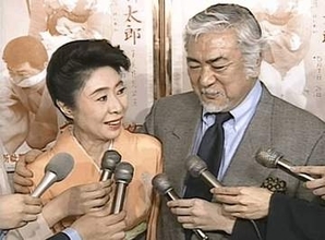 中村玉緒さん死去　12億円負債や不祥事を支えた夫婦の絆　「生まれ変わっても勝新太郎と結婚したい」
