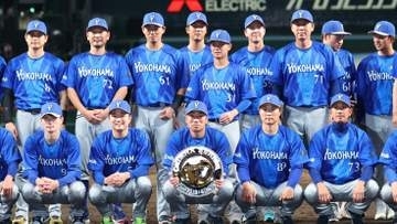 あと1球から大逆転勝利　DeNA・相川監督「まだ日本シリーズの出場権を得ただけ」ソフトバンクと日本一争う
