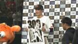 「「一生忘れない」巨人・坂本勇人　“メモリアル300号”の劇的サヨナラアーチ　夜11時頃のお立ち台でファン熱狂　「坂本」コールが響く」の画像1