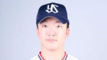 【ヤクルト】初回に先発・吉村貢司郎にアクシデント　1番・高寺に先頭打者HR浴び、3番サトテルの強襲ヒットが右手直撃…わずか6球で降板に