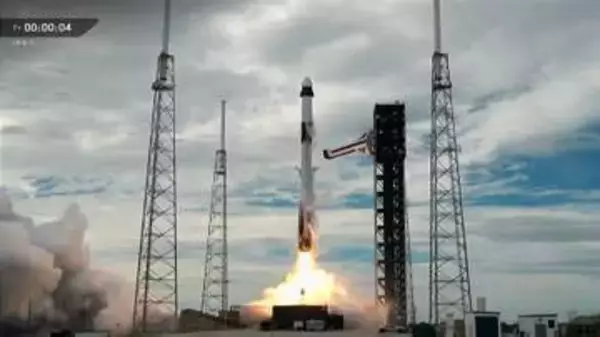 スペースX　ISSへの宇宙船「クルードラゴン」打ち上げ　4人搭乗　米・フロリダ州
