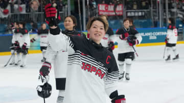 「歴史を変えるつもりで臨みました」4大会連続出場のキャプテン・小池詩織の決意　初戦を白星発進【アイスホッケー女子】