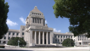 改正皇室典範を公布、施行日は10月24日に