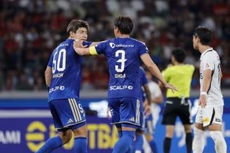 【J1】開幕3連勝の町田ゼルビア　試合中に口論のDF陣「次はもうグーでいく」笑顔の2ショット公開