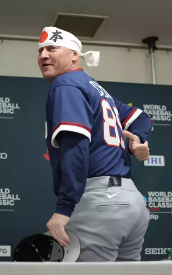 「ヤキュウ、フォーエバー！」チェコ監督が最後に伝えたかった言葉　万雷の拍手を浴びたサトリアの姿には「全ての選手の夢」