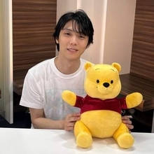 羽生結弦が語る　プーさんはどんな存在なのか　『くまのプーさん』と特別コラボレーション