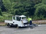 「路線バスとトラックが正面衝突　男性３人を搬送　バスに乗客なし　別府市」の画像1