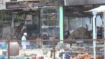 宇佐市の住宅兼倉庫で火事　住人の夫婦は外出中で無事