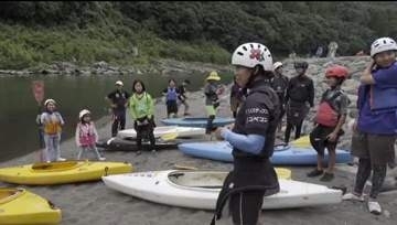 五輪出場の矢澤亜季選手が指導　子どもたちがカヌー体験　水辺の安全も学ぶ　豊後大野