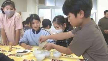 小学生が日本茶の淹れ方学ぶ　大分