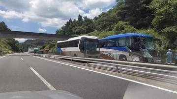 大分道で観光バス2台を含む5台の事故　九重ICー湯布院IC下り線で通行止め