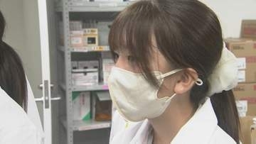 薬剤師が全国平均より70人少ない…人材不足の解消へ　高校生10人が職業見学ツアーで調剤を体験