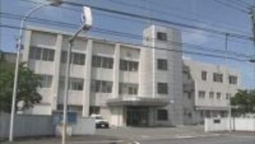 3万7千円の古着Tシャツを万引きか　15歳少年2人を逮捕