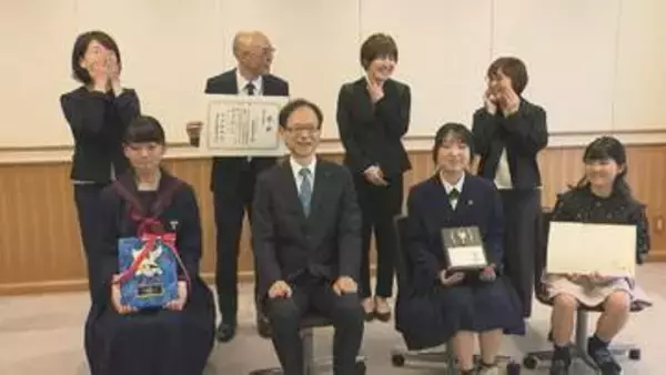 全国科学コンクール入賞の小中学生「早期発見や健康寿命の延伸に」　受賞報告