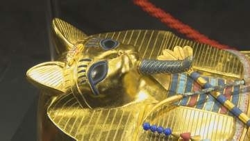 名画や彫刻がすべて“猫モチーフ”に　京都で人気の「猫猫寺」が湯布院に「モニャリザ」や「ニャロのビーニャス」…