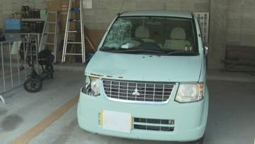国道10号で信号無視か　軽乗用車が交差点で電動キックボードと衝突、男性重体　車を運転の77歳男を現行犯逮捕　大分