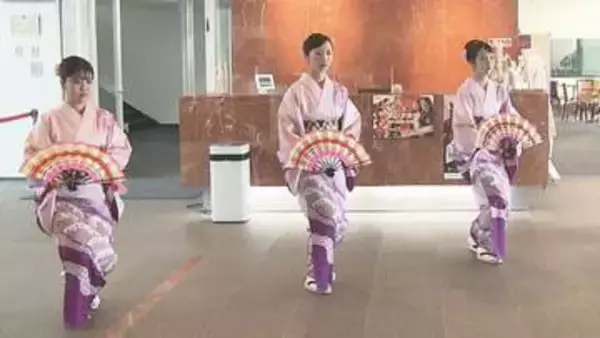「津久見扇子踊り」29日開催へ　扇子踊り娘が伝統の舞を披露　大分