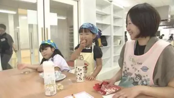 「ねりねりするのが楽しい」親子でおやつ作り　こども園・保育園の食育フェア　大分
