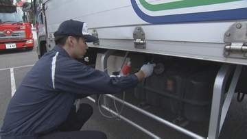 脱税目的の「不正軽油」一掃へ　主要幹線道路で路上抜き取り調査　車両59台を検査