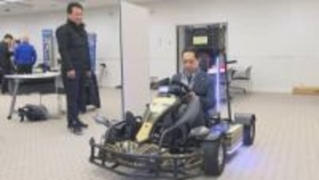 「スーパーフード」や「EVミニカー」も　中小企業10社が自慢の新商品を合同発表　大分