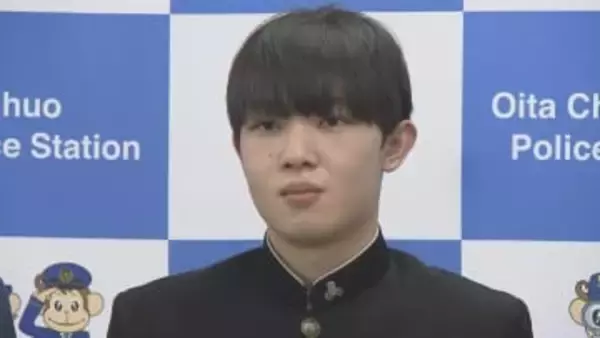 道路の中央を歩く女性を発見、車を止めて保護　17歳高校生がとっさの判断　警察から感謝状　大分