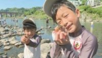 真夏日の暑さの中　伝統のどんこ釣り大会　大分