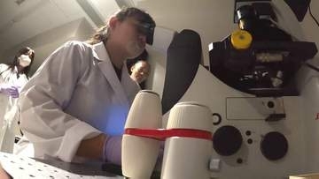 高校生が最先端の抗がん剤研究を体験「ここからノーベル賞を」　大学で次世代の医学に触れる