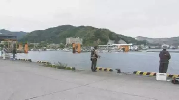 津久見港で72歳男性転落し死亡　当時は引き潮　釣り中に誤って落ちたか　大分