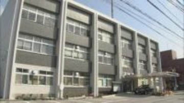 津久見港で72歳男性転落し死亡　当時は引き潮　釣り中に誤って落ちたか　大分