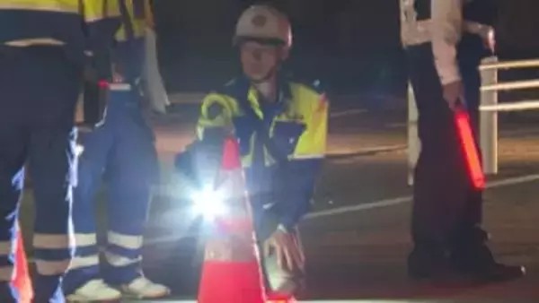 県道交差点で原付バイクが軽乗用車2台と衝突　男性が意識不明の重体　大分・中津市