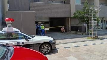 【速報】大分市中心部でガス臭発生　車両が壁に衝突、横転事故　周辺で交通規制