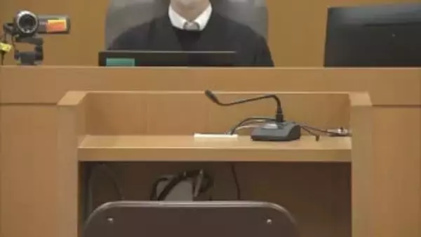 同級生の父親と不倫、関係破局からアパート放火か　初公判で21歳の女が起訴内容認める　大分地裁