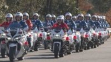 約210人の警官と警察車両32台が行進　県警の年頭視閲式　大分