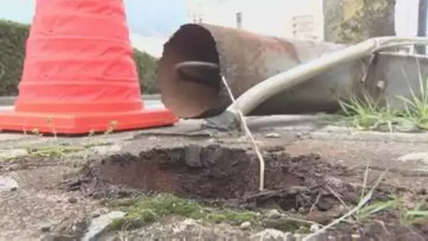 突然の街灯倒壊受け緊急調査　危険な街灯など3基を新たに撤去　さらに18基で対策検討　121基の点検で判明