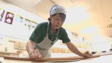 そば打ち世界大会で大分の女性が初代名人の快挙　無駄のない動作、精密な切り方…世界の頂点に