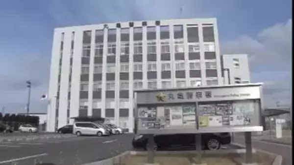 丸亀市の国道交差点で軽ワゴン車と乗用車が衝突する事故　軽ワゴン車運転の７３歳男性が死亡【香川】