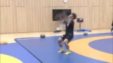 日下尚選手、吉田泰造選手が高松市で後輩を指導　ジュニアレスリング合同練習会