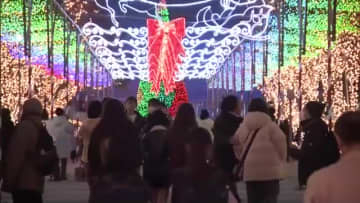 アリーナ周辺に“冬の夜のにぎわい”到来　多くの家族連れらが「クリスマスマーケット」楽しむ【香川】