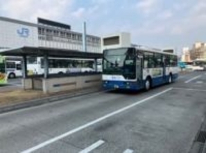 【速報】安全に取り組む優良な貸し切りバス会社　中国地方の２社など全国４２者を初めて「４ツ星」認定